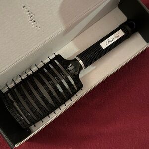 Brand New Bsisme hair brush